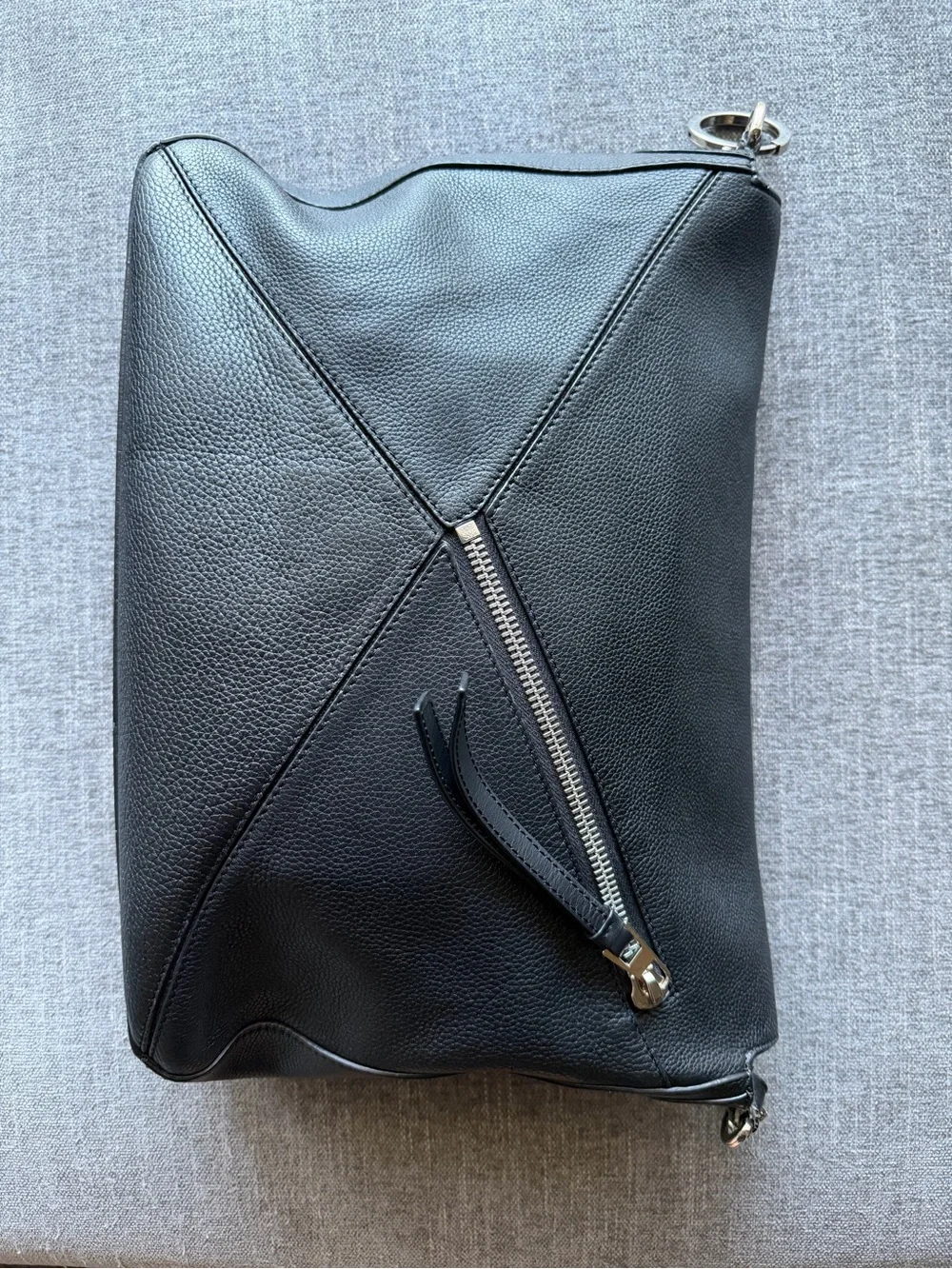 Loewe modern messenger